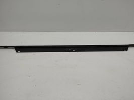 Audi Q7 4L Front door glass trim molding 4L0853283A