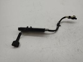 Chrysler Voyager Aerial antenna amplifier 04685636AF