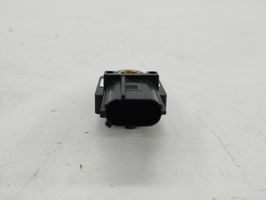 Peugeot 4007 Airbagsensor Crashsensor Drucksensor 8651A001