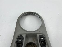 Citroen C3 Ramka drążka zmiany biegów 9637999777