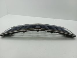 Chevrolet Trax Grille calandre supérieure de pare-chocs avant 95235143