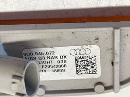 Audi Q3 8U Priekinis atšvaitas 8U0945072