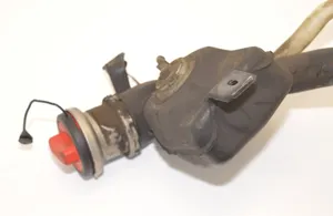 Mercedes-Benz E W211 Tubo e bocchettone per riempimento serbatoio del carburante A2114703520