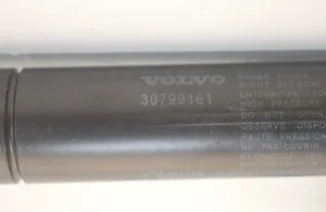 Volvo XC70 Charnière de hayon 9499033