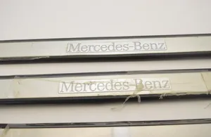 Mercedes-Benz E W210 Priekinio slenksčio apdaila (vidinė) A2106803535