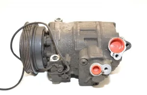 Audi A4 S4 B5 8D Ilmastointilaitteen kompressorin pumppu (A/C) 447220-8180