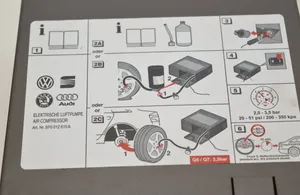 Audi A6 S6 C7 4G Set di attrezzi 4G0012109