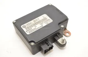 Audi A8 S8 D3 4E Module de contrôle de batterie 0199000006