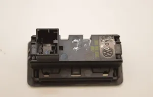 Audi Q7 4L Tailgate opening switch 