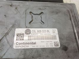 Volkswagen Polo V 6R Moottorin ohjainlaite/moduuli 03L906023BL