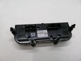 Volkswagen PASSAT B8 Ilmastoinnin ohjainlaite 5G0907426AG