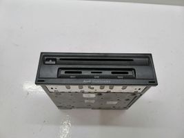 Audi A6 Allroad C6 Radio/CD/DVD/GPS-pääyksikkö 4E0035654A