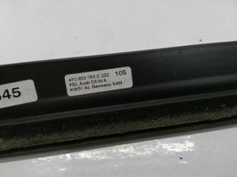 Audi A6 S6 C6 4F Galinių durų stiklo apdaila 4F0853763C