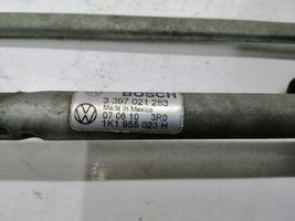 Volkswagen Golf VI Etupyyhkimen vivusto ja moottori 1K1955023H