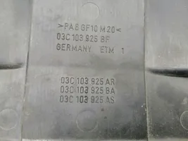 Volkswagen PASSAT B7 Couvercle cache moteur 03C103925BF