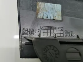 Audi A3 S3 8V Listwa / Uszczelka szyby drzwi tylnych 8V4839902