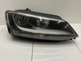 Volkswagen Jetta VI Lampa przednia 5C8941006