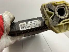 Volkswagen Jetta VI Dzesēšanas šķidruma radiators 5K0121251S