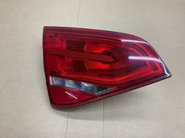 Audi A3 S3 8P Lampy tylnej klapy bagażnika 8P0945093