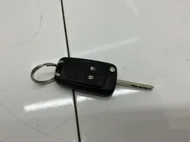 Opel Meriva B Užvedimo raktas (raktelis)/ kortelė 13500226