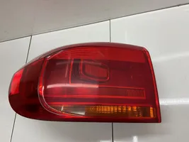 Volkswagen Tiguan Задний фонарь в кузове 5N0945095Q