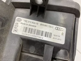 Audi A3 S3 8V Передняя противотуманная фара 8V0941700C