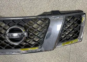 Nissan Pathfinder R51 Grille calandre supérieure de pare-chocs avant 2310EB400