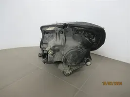 Mercedes-Benz V Class W447 Lampa przednia A4479064700