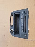 Toyota Yaris Panel / Radioodtwarzacz CD/DVD/GPS W53806