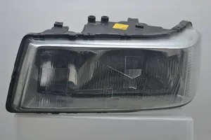 Audi V8 Lampa przednia 1305235129