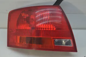 Audi A4 S4 B7 8E 8H Luci posteriori 8E9945095C