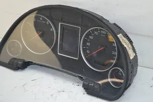 Audi A4 S4 B6 8E 8H Geschwindigkeitsmesser Cockpit 8E0920900L