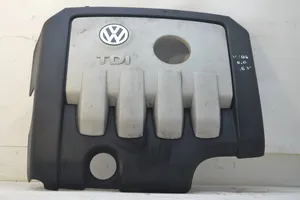 Volkswagen PASSAT B6 Couvercle cache moteur 03G103925BT