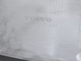 Volvo V50 B-pilarin verhoilu (yläosa) 9486847