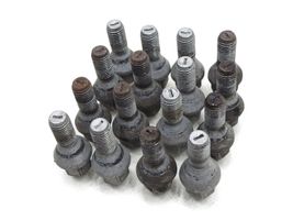 Dacia Dokker Nuts/bolts 