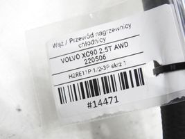 Volvo XC90 Wąż / Przewód nagrzewnicy chłodnicy 8683942