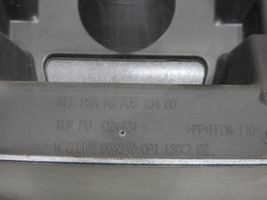 Peugeot 508 Takaluukun rekisterikilven valon palkki 9670813480