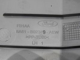 Ford Fiesta Etuoven kynnyksen suojalista 8A61-B02349