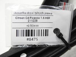 Citroen C4 I Picasso Gumowa uszczelka drzwi tylnych 