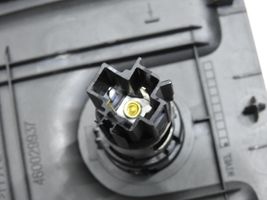 Opel Meriva B 12 voltin pistorasia (takana) 13267449