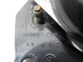 Citroen C4 I Support de boîte de vitesses 9658071080