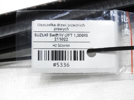 Suzuki Swift Uszczelka szyby drzwi przednich 