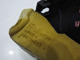 Opel Zafira B Kojelaudan alempi verhoilu 113158716