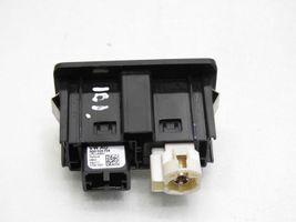 Seat Ibiza IV (6J,6P) Câble adaptateur AUX 5G0035222C