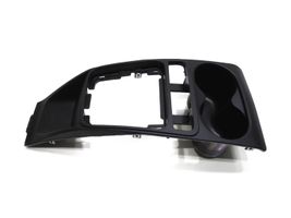 Seat Ibiza IV (6J,6P) Inserti decorativi cornice della consolle centrale 8P0858329