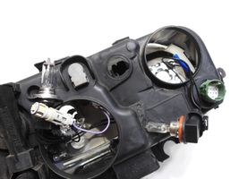 Volvo S60 Lampa przednia 