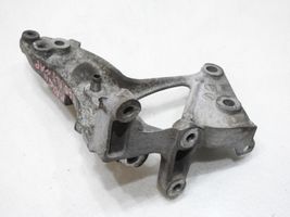 Mazda 5 Supporto del generatore/alternatore 