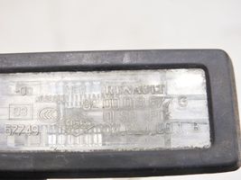 Renault Latitude (L70) Lampa oświetlenia tylnej tablicy rejestracyjnej 8200013577