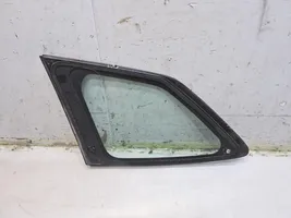 Subaru Outback Fenêtre latérale avant / vitre triangulaire 