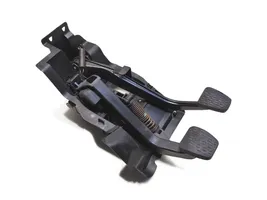 Mercedes-Benz C AMG W203 Brake pedal A2032904701